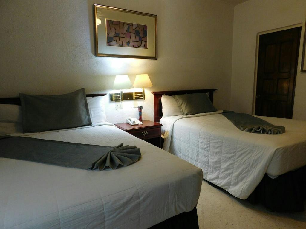 Hotel Urdinola Saltillo Dış mekan fotoğraf